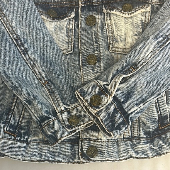 Zara Blue Denim Jacket Timeless Jean Style with distressed accents - Picture 3 of 4